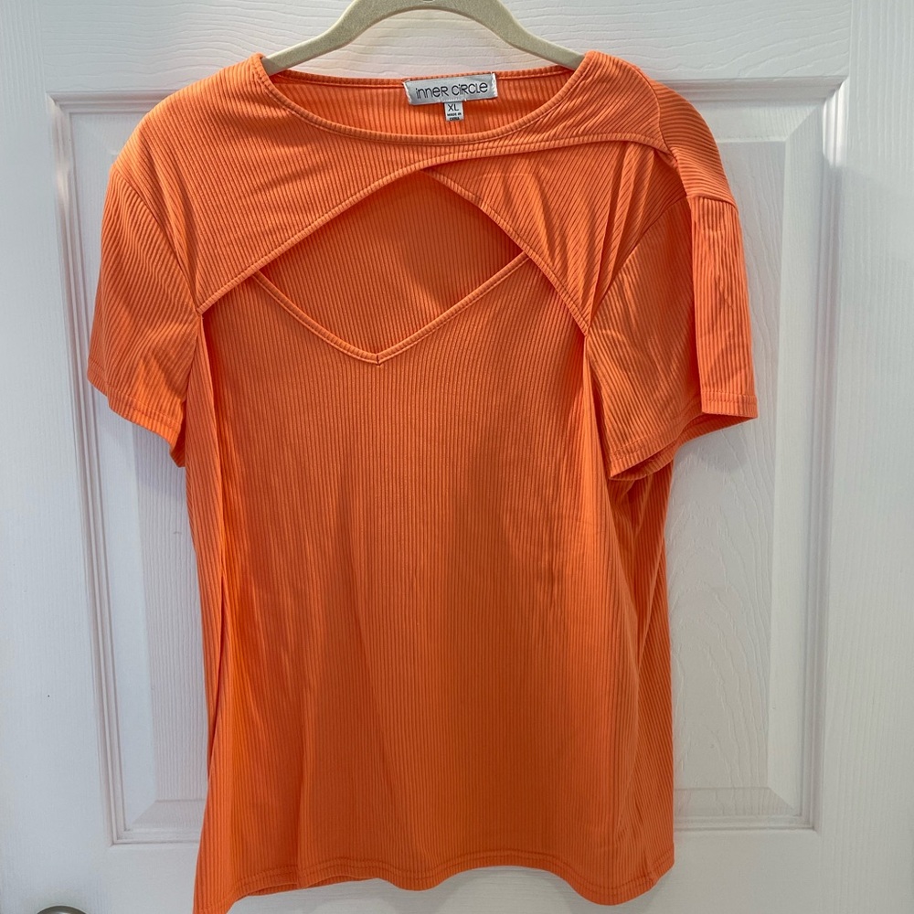 Inner Circle Orange Top with Peekaboo Opening XL